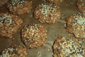 Biscuiti dietetici cu tarate si seminte