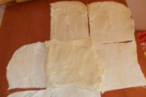 Placinta foietaj cu branza