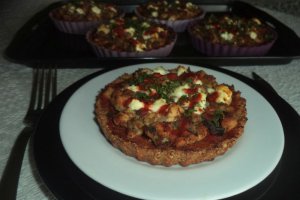 Tarte dietetice cu ciuperci si piept de pui
