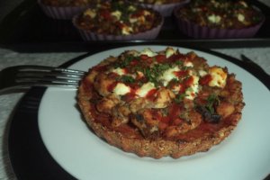 Tarte dietetice cu ciuperci si piept de pui