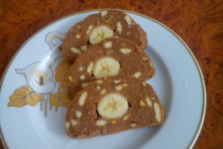 Salam de biscuiti cu banane