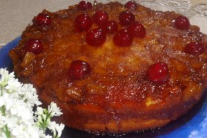 Prajitura rasturnata cu ananas