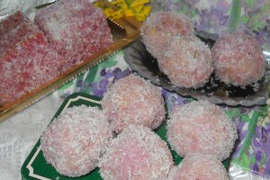 Bomboane din resturi de prajituri