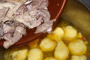 Supa de curcan cu galuste