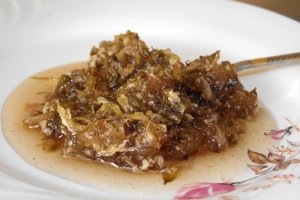 Dulceata din flori de salcam