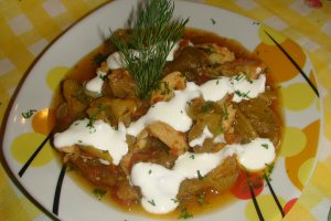 Mancarica de ardei copti cu piept de pui