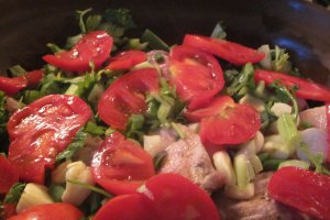Felii de carne cu fenicul și cartofi noi