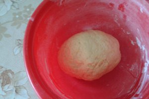 Tarta cu ciuperci si sunca
