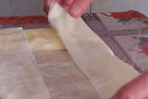 Strudele cu branza dulce