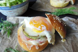 Sandwich-uri cu chifle la cuptor