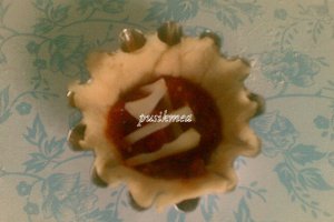 Mini tarte cu zacusca