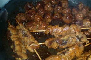 Frigarui Yakitori de curcan