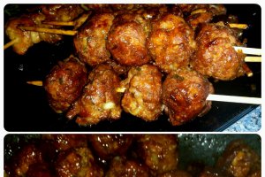 Frigarui japoneze Tsukune teriyaki