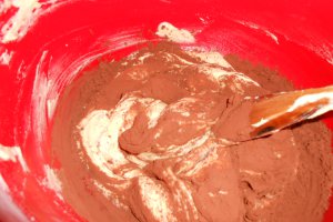 Prajitura cu crema de capsuni