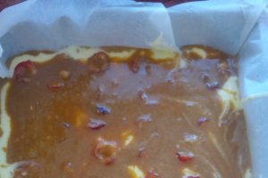 Negresa cu crema de branza si cirese