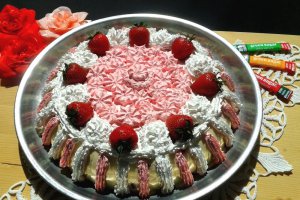 Tort cu capsuni - reteta cu nr. 100