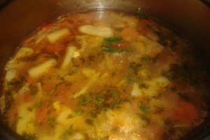 Ciorba de fasole verde acrita cu zarzane
