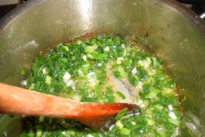 Mazare cu ceapa verde si rosii
