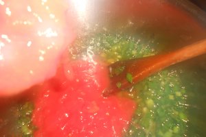 Mazare cu ceapa verde si rosii