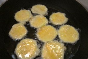 Dovlecei pane