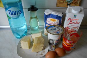 Melcisori pufosi cu branza sarata