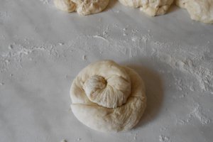 Melcisori pufosi cu branza sarata