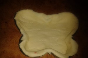 Tarte cu salam si mozzarella