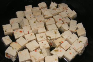 Salata de post cu paste si branza tofu