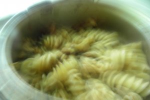 Paste cu ciuperci și carne de pui