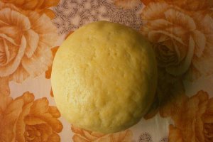 Tarta cu cirese si capsuni