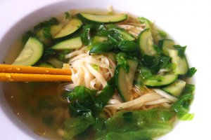 Supa chinezeasca vegetariana