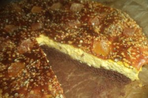 Cheesecake cu seminte de canepa si ghimbir confiat