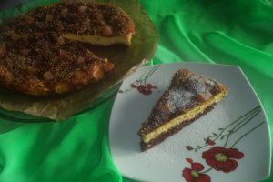 Cheesecake cu seminte de canepa si ghimbir confiat