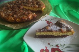 Cheesecake cu seminte de canepa si ghimbir confiat
