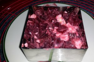 Salata de sfecla rosie cu branza Salakis