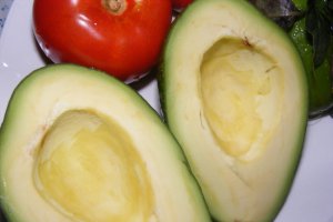 Salată de vară cu avocado