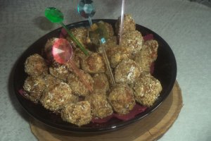 Chiftele din carne la cuptor cu fulgi si tarate de ovaz