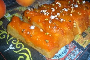 Chec "Tatin" cu caise