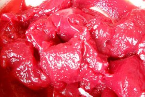 Tort cu mascarpone,zmeură şi ciocolată