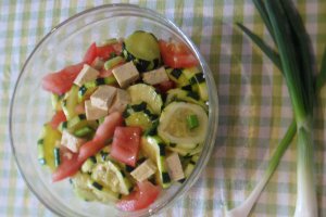 Salata calda de dovlecei