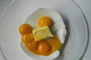 Prajitura cu morcov si bezea