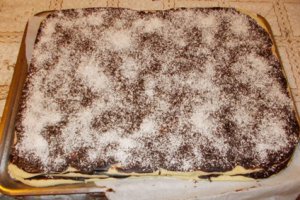 Desert prajitura cu foi si crema de cacao