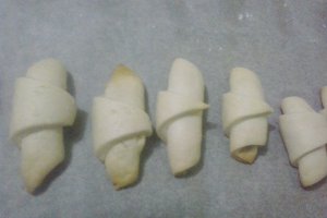 Cornulete fragede cu untura reteta veche