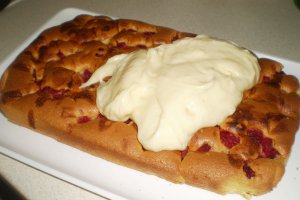 Prajitura cu zmeura si crema de vanilie