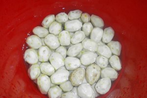 Dulceata de nuci verzi