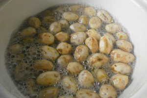 Dulceata de nuci verzi