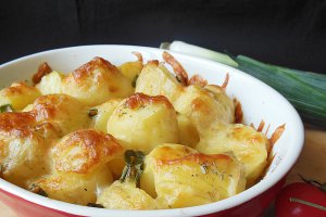 Cartofi noi gratinati