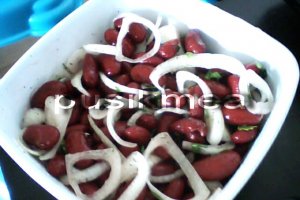 Salata italieneasca cu fasole rosie