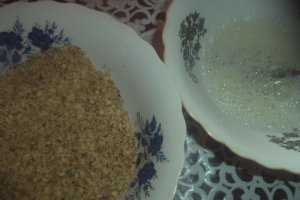 Fursecuri cu unt, nuca macinata si dulceata de zmeura