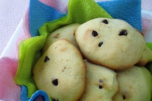 Biscuiti cu portocala si pepite de ciocolata